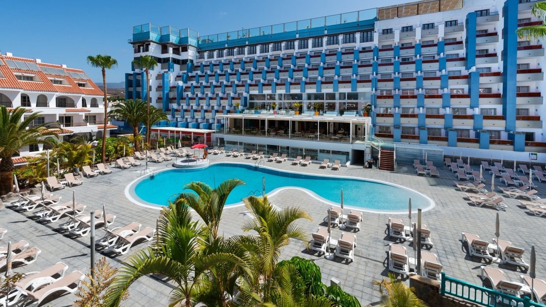 Paradise Park Fun Lifestyle Hotel